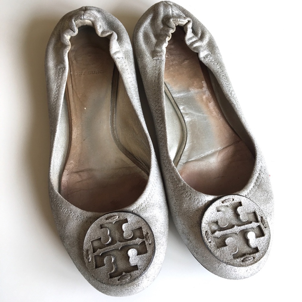 Sliver Tory Burch Reva flats